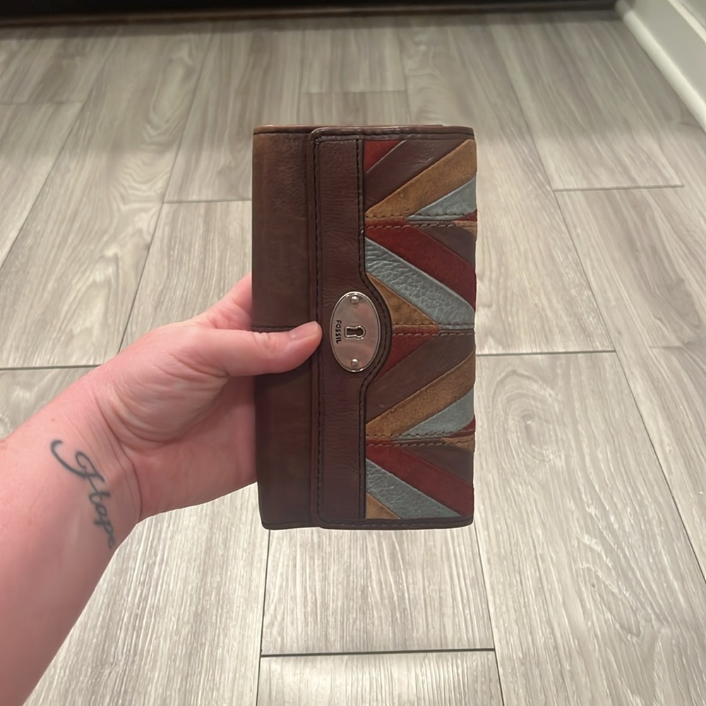 Fossil - Maddox Chevron Patchwork Leather Wallet … - image 3